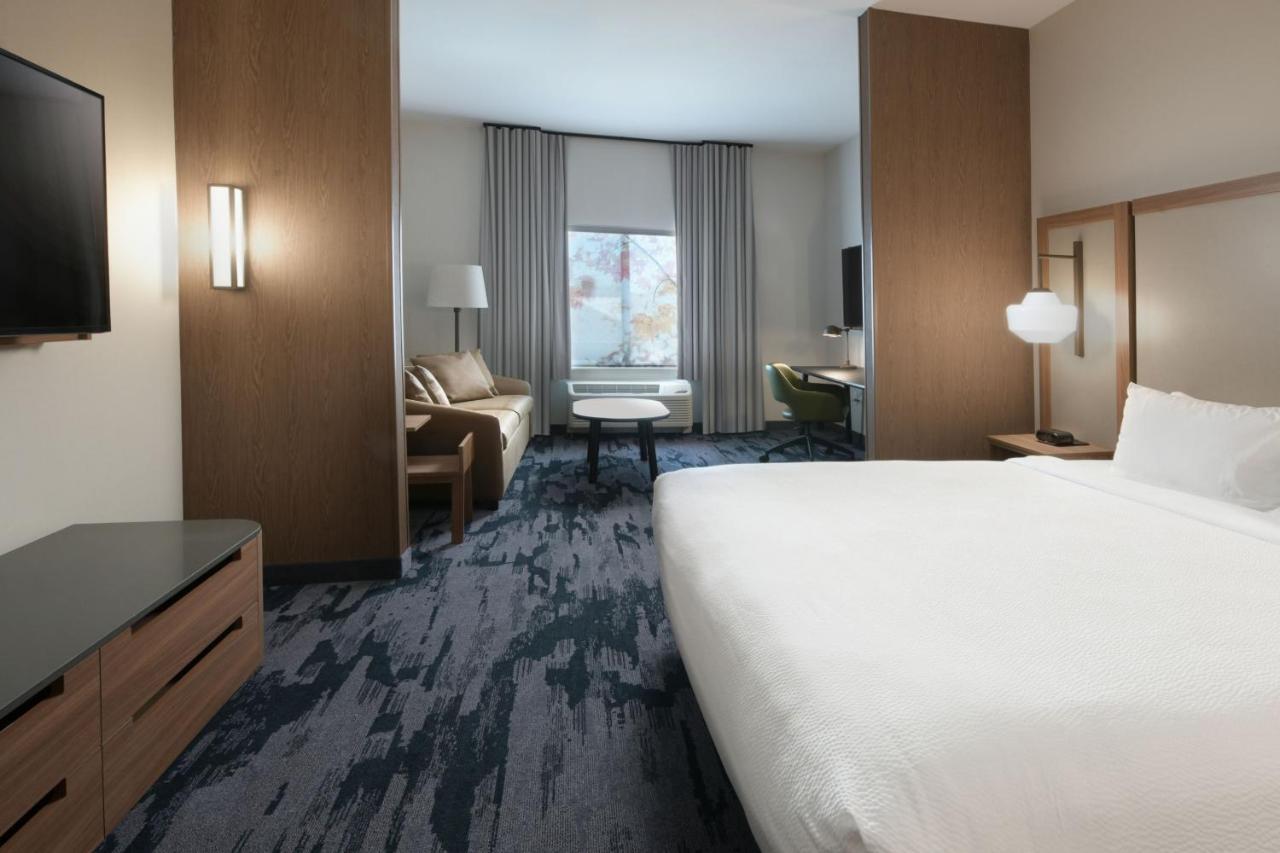 Fairfield By Marriott Inn & Suites Dallas East Exterior photo