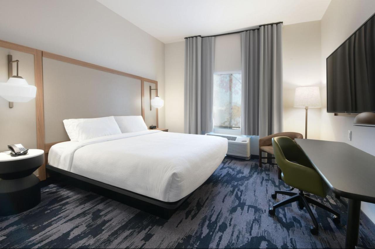 Fairfield By Marriott Inn & Suites Dallas East Exterior photo
