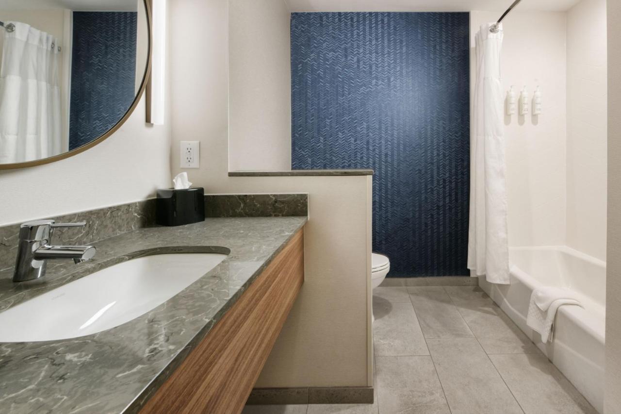 Fairfield By Marriott Inn & Suites Dallas East Exterior photo