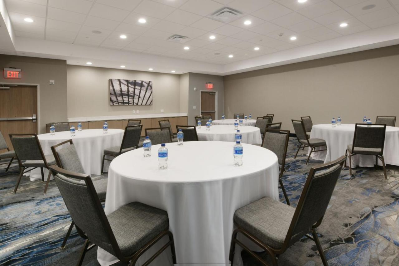 Fairfield By Marriott Inn & Suites Dallas East Exterior photo
